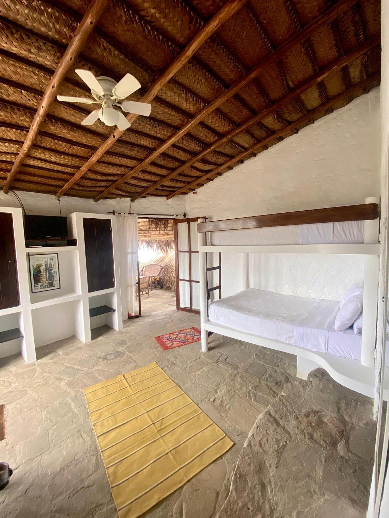 Hotel Smiling Crab Canoas de Punta Sal Kültér fotó